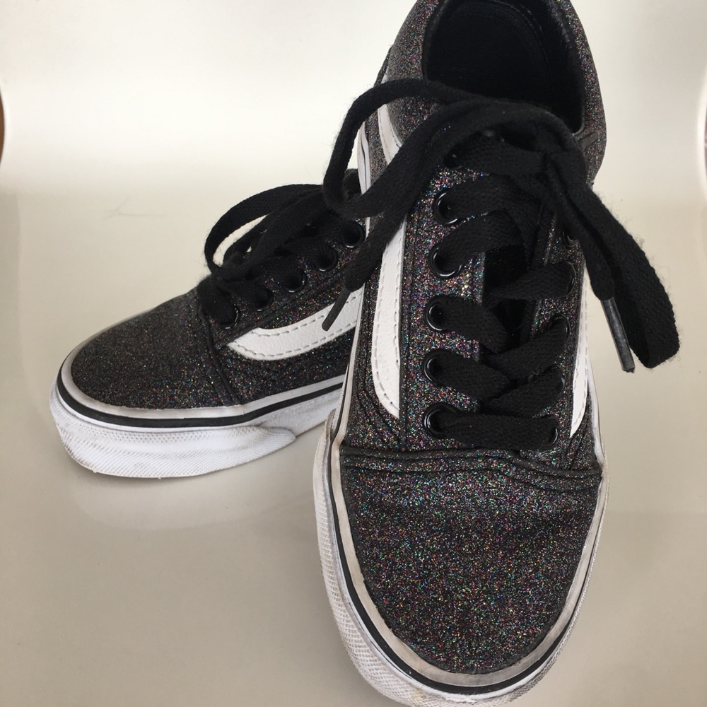 Kids: Old Skool Vans in Glitter Stars